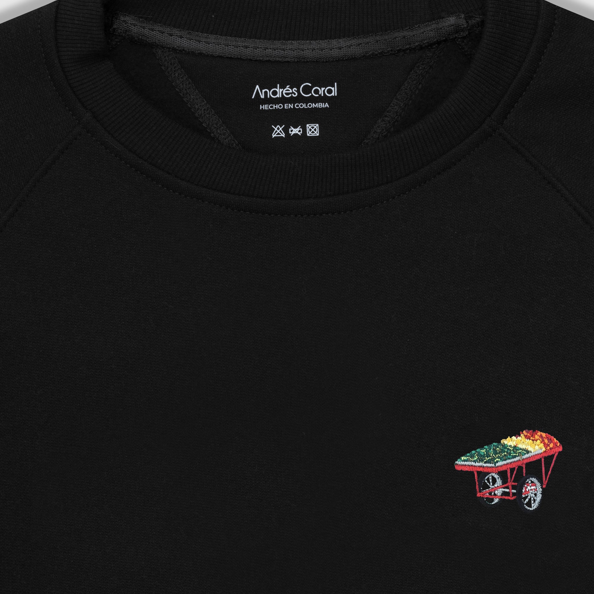 SWEATSHIRT NEGRO 100% ALGODÓN - FRUTA FRESCA
